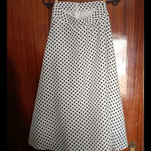 Midi satin skirt A-line new, black and white