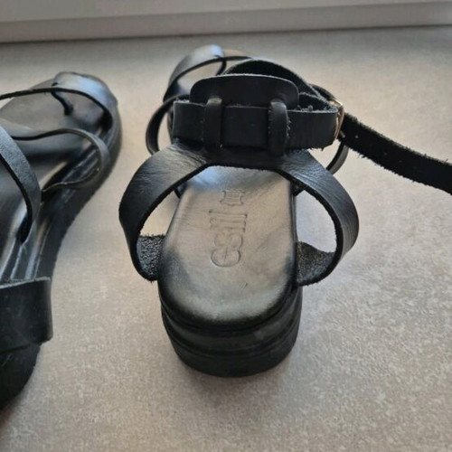 Estil leather sandals black like new, size 38