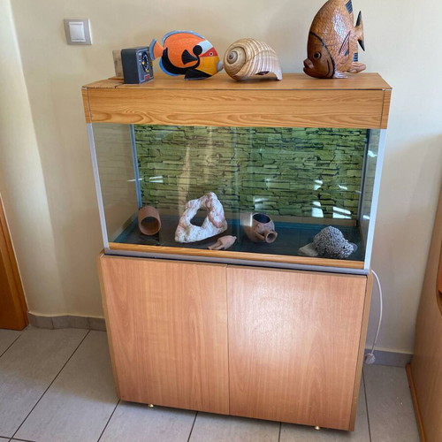 Aquarium 150 liters like new with accessories