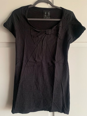 Zara TRF Μαύρο Μπλουζάκι Με Κοντό Μανίκι Και Μεγάλο Φιόγκο Σαν Καινούργιο