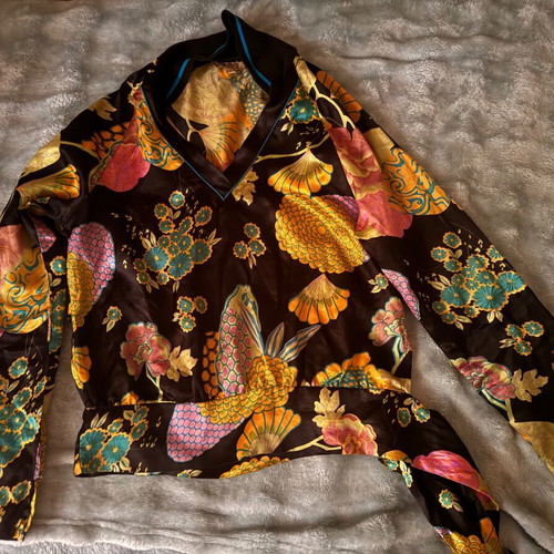Satin women's blouse PUR STYLE like new, size M, multicolor