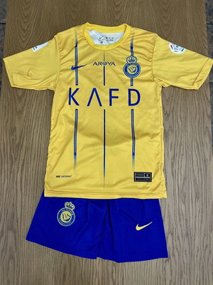 Ronaldo children's football kit, age 10, excellent condition