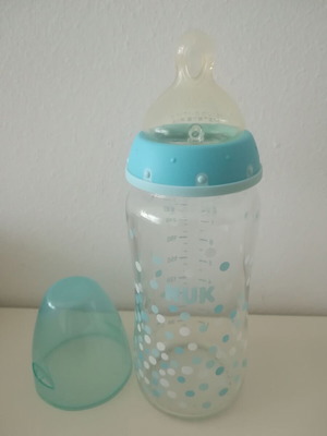 NUK First Choice glass baby bottle 240ml with silicone nipple, new, blue