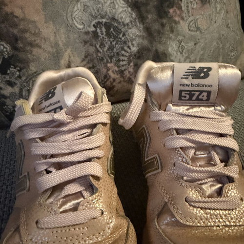 New Balance sneakers size 37 like new, beige and pink