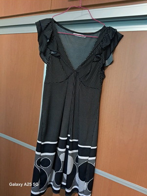 Bershka dress size M like new, black and white