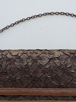 Вечерна чанта clutch B.Chronas като нова, златисто и кафяво