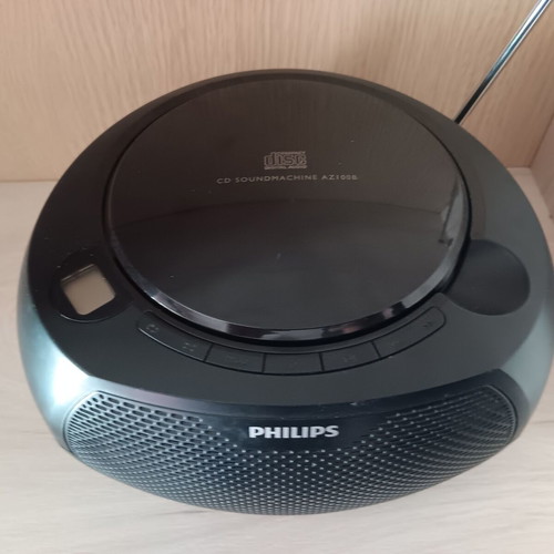 Phillips AZ 1008 radio used, functional without CD