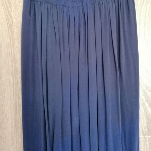 Maxi skirt dark blue size S like new