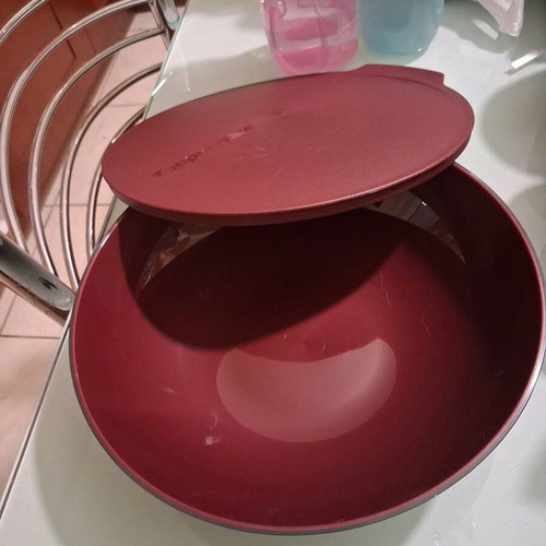 Tupperware Allegra Bowl 1.5lt like new