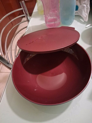 Tupperware Allegra Bowl 1.5lt like new