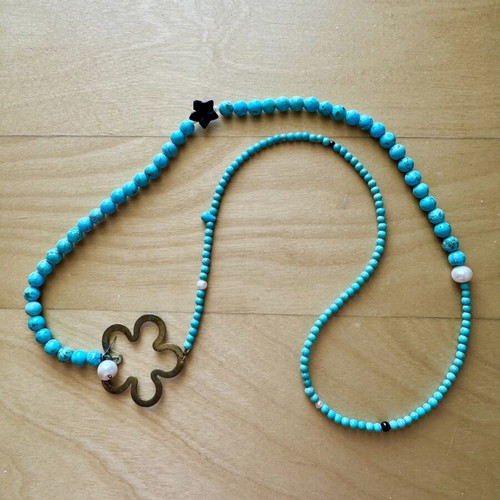 Boho Turquoise Beaded Necklace with Pearl Pendant like new