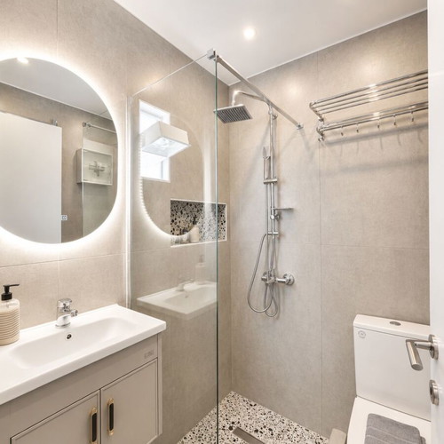 Apartment 2 bedrooms renovated penthouse with large terrace in Thessaloniki center