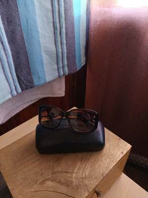 Pierre Cardin PC8255/8 sunglasses like new, brown with case