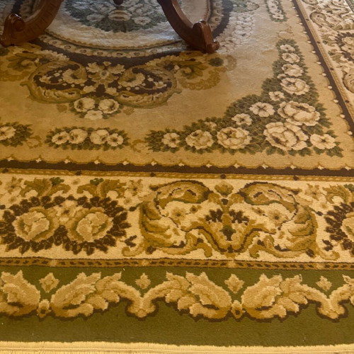 For sale 1 carpet..