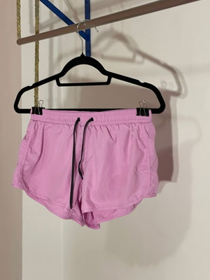 Pink sports shorts like new, XS/S, lightweight summer fabric