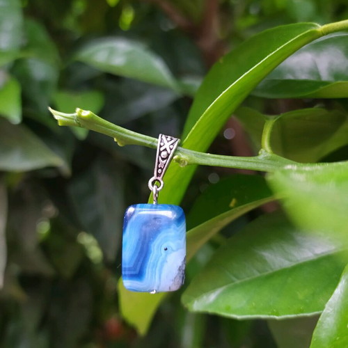 Pendant with semi-precious agate stone made to order