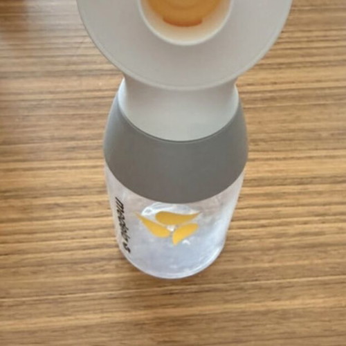 Medela Solo electric breast pump with extras