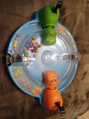 Happy Hippos used, without box