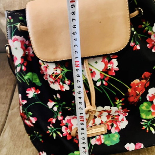 Fullah Sugah floral backpack with beige flap