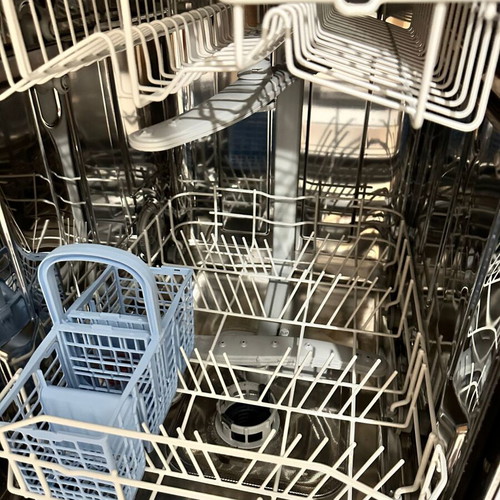 Indesit dishwasher like new, barely used