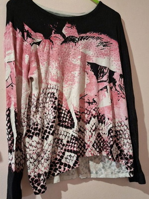 Winter blouse like new size L, soft fabric