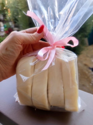 Handmade olive oil soaps natural ripening, pack of 4, like new