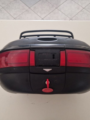 Givi Maxia 3 (E55) Motorcycle Top Case 55lt used with rack and backrest