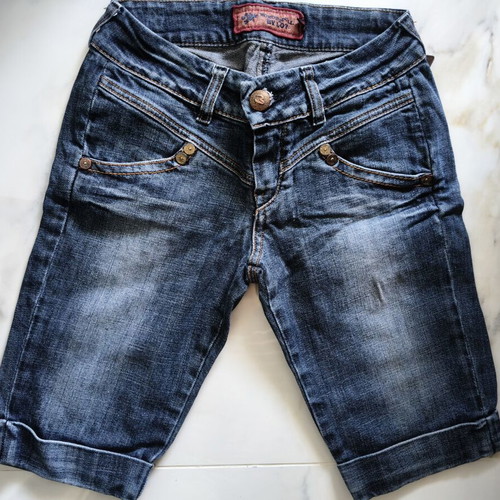 Bermuda shorts used, size XS, very good quality