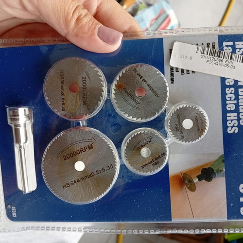 DIY woodcarving and cutting tools set like new