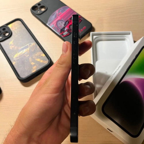 Apple iPhone 14 128GB Midnight with 4 cases and 4 screen protectors