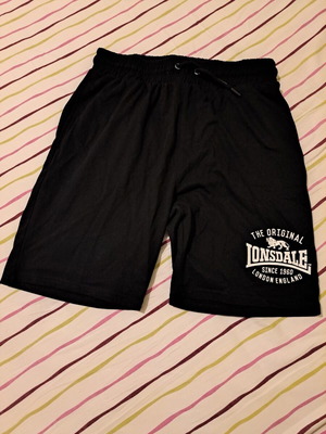 Lonsdale men's shorts, size L, black