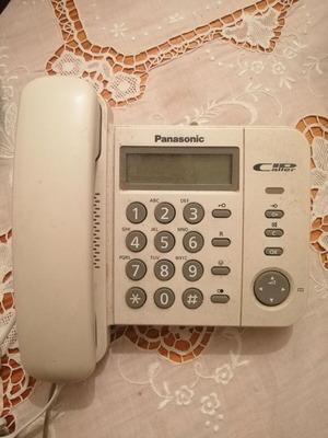Panasonic KX-TS560ex wired phone like new, white