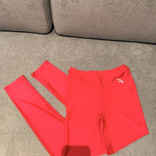 Begatti red leggings size L like new
