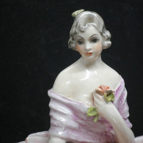 Antique Guido Cacciapuoti porcelain figure used, pink