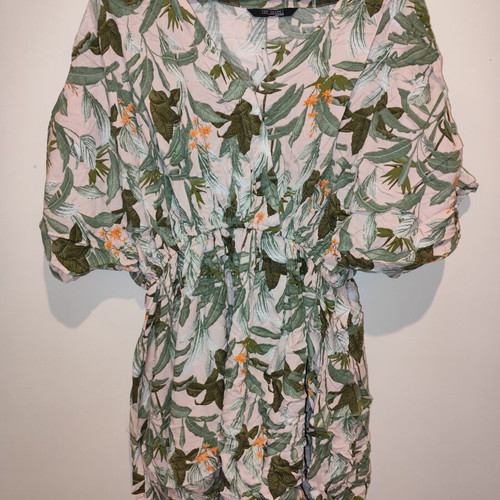 Printed dress size XXL used, light powder pink fabric