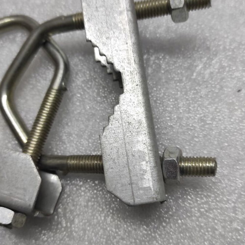 Small 9cm Antenna Clamp Pair, New