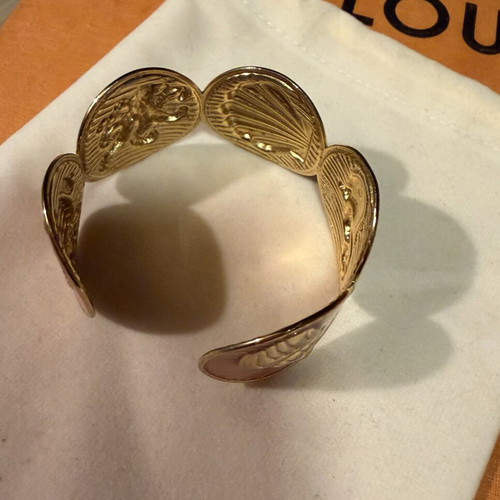 S steel thick summer bracelet with shell design, orange and gold tone