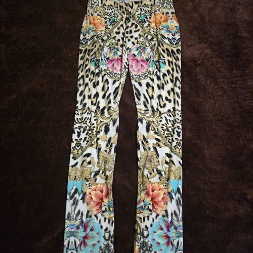 Camilla Leggings like new, size XS