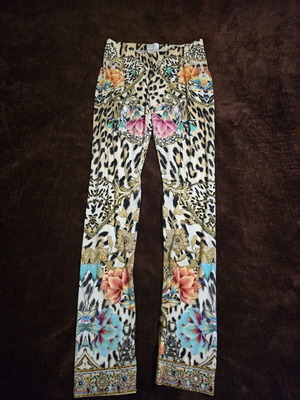 Camilla Leggings like new, size XS