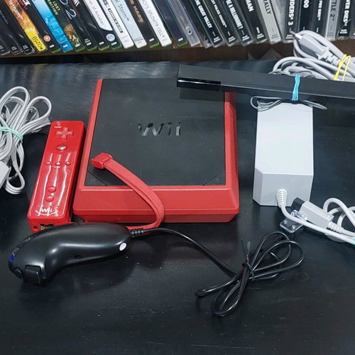 Nintendo Wii Mini like new with all cables and controllers