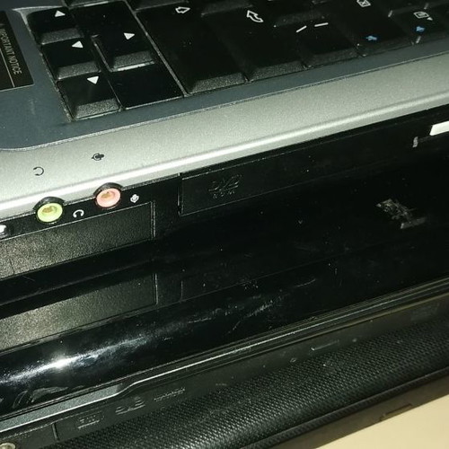 HP laptop used with Intel Pentium 4 for collectors without cable and memory