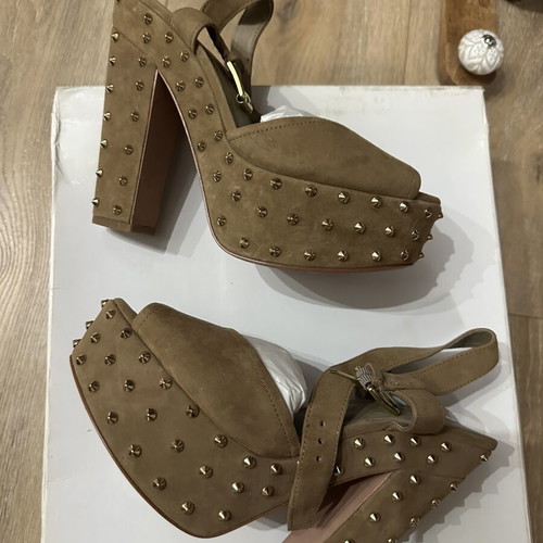 Ash heel with studs, size 39, brown