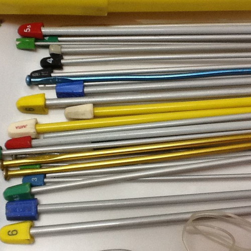 Classic knitting needles set in vintage case