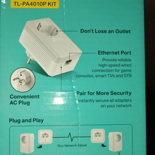 TP-LINK TL-PA4010P Powerline kit used, dual with passthrough socket and Ethernet port