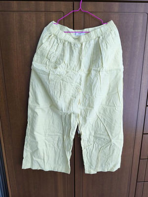 Mango women's yellow pants size L, new