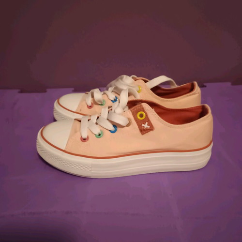 Kids' athletic shoe size 31 pink like new