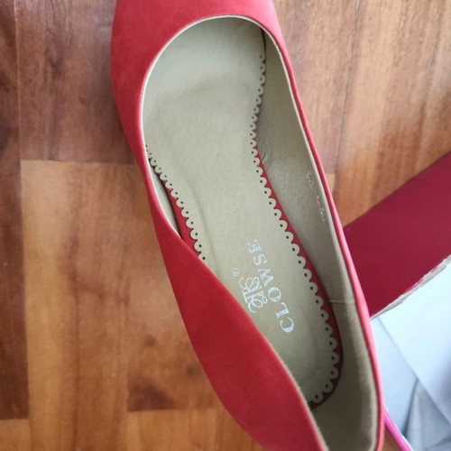 High heels used, size 40, pink suede pumps