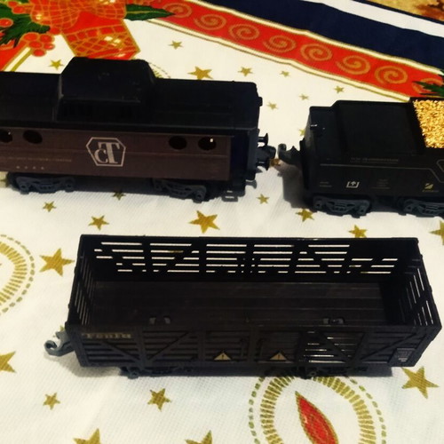 Train wagons used in good working condition