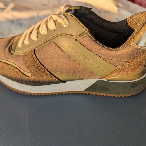 Tommy Hilfiger athletic shoes used, size 36, mixed materials