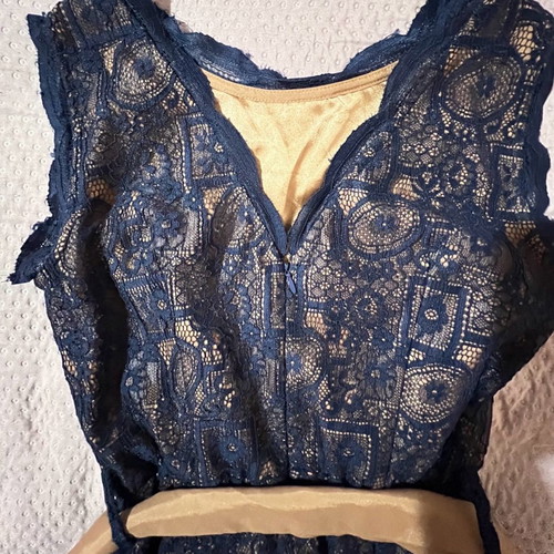 Camelot lace jumpsuit used, blue